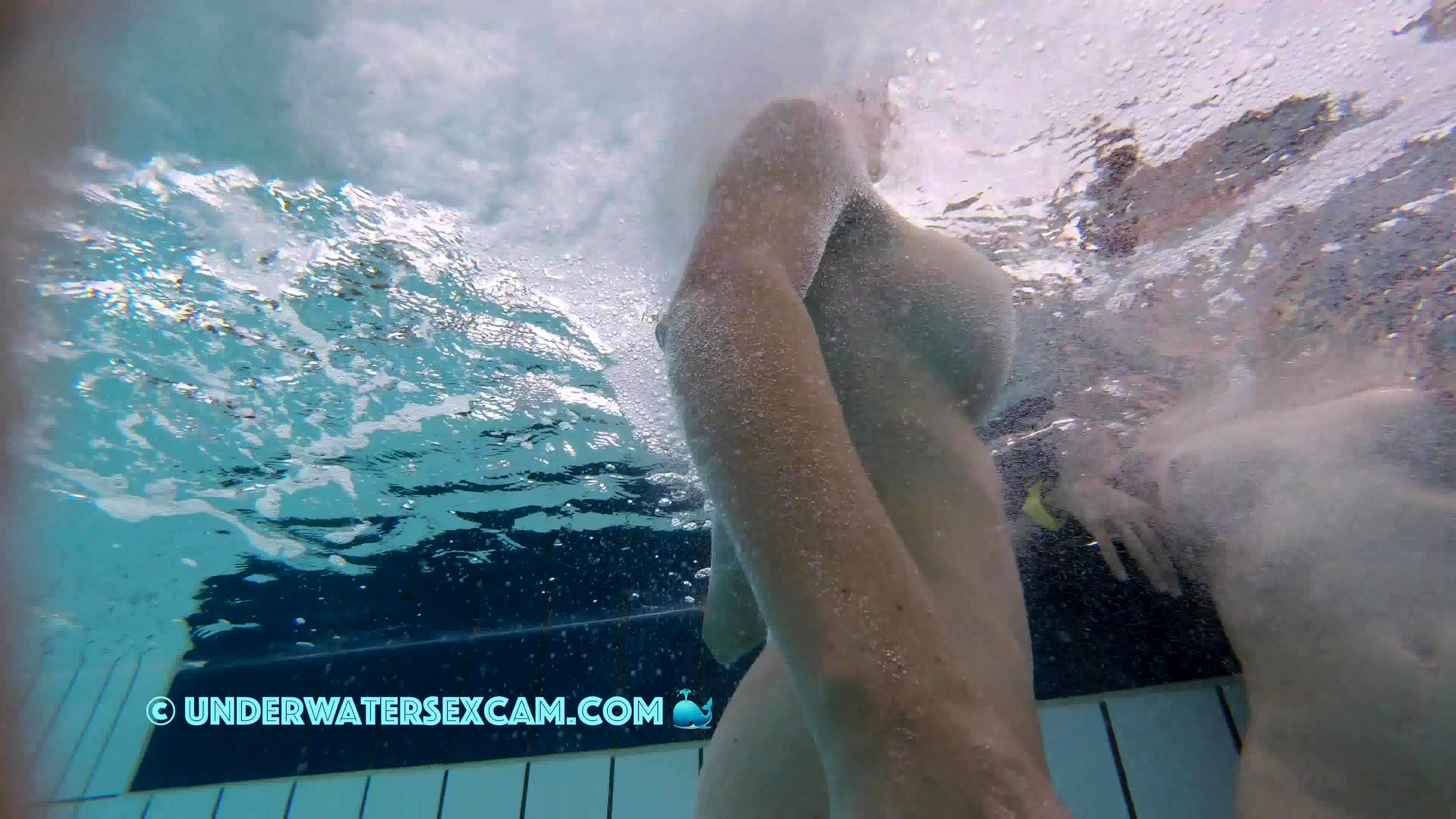 Slideshow underwatersexcam.